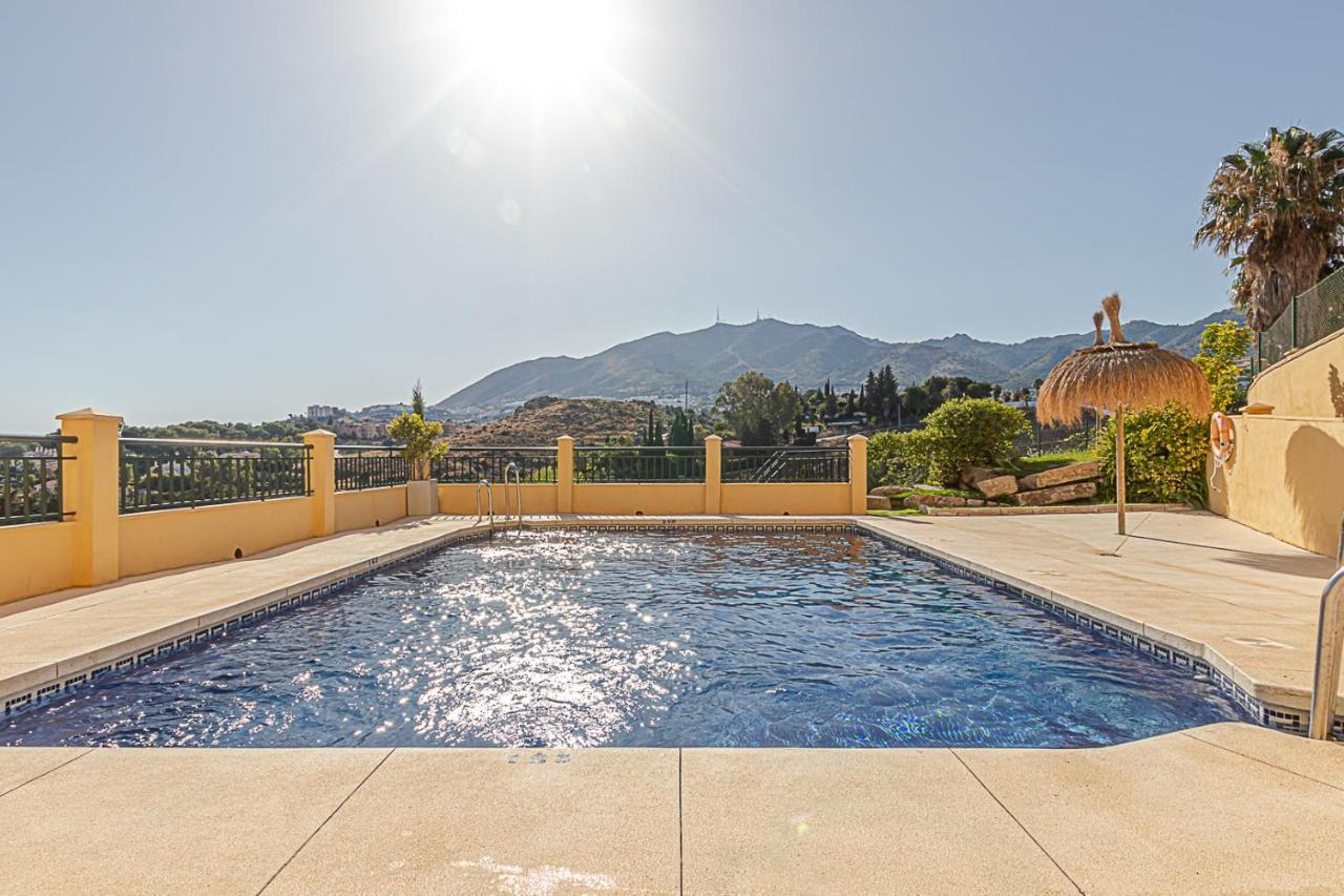 797 Holiday Rentals - Moderno Piso Para 5 Con Hermosas Vistas Benalmádena Exterior foto
