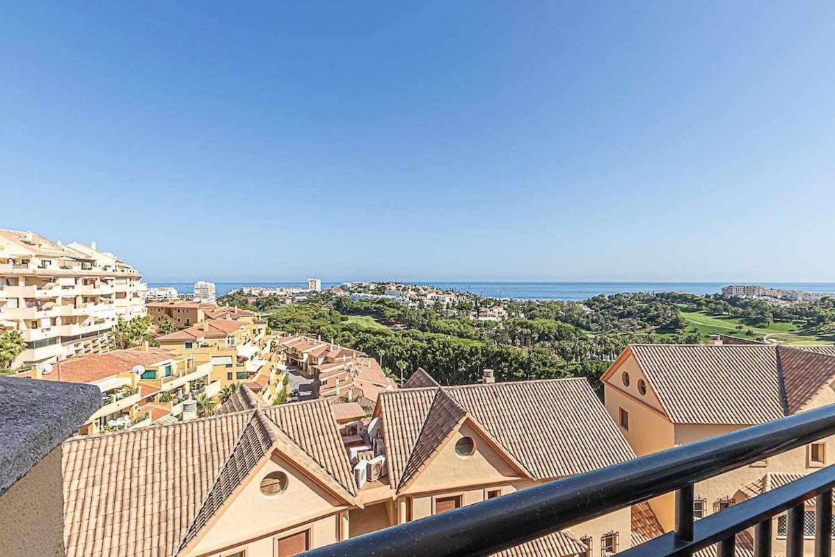 797 Holiday Rentals - Moderno Piso Para 5 Con Hermosas Vistas Benalmádena Exterior foto