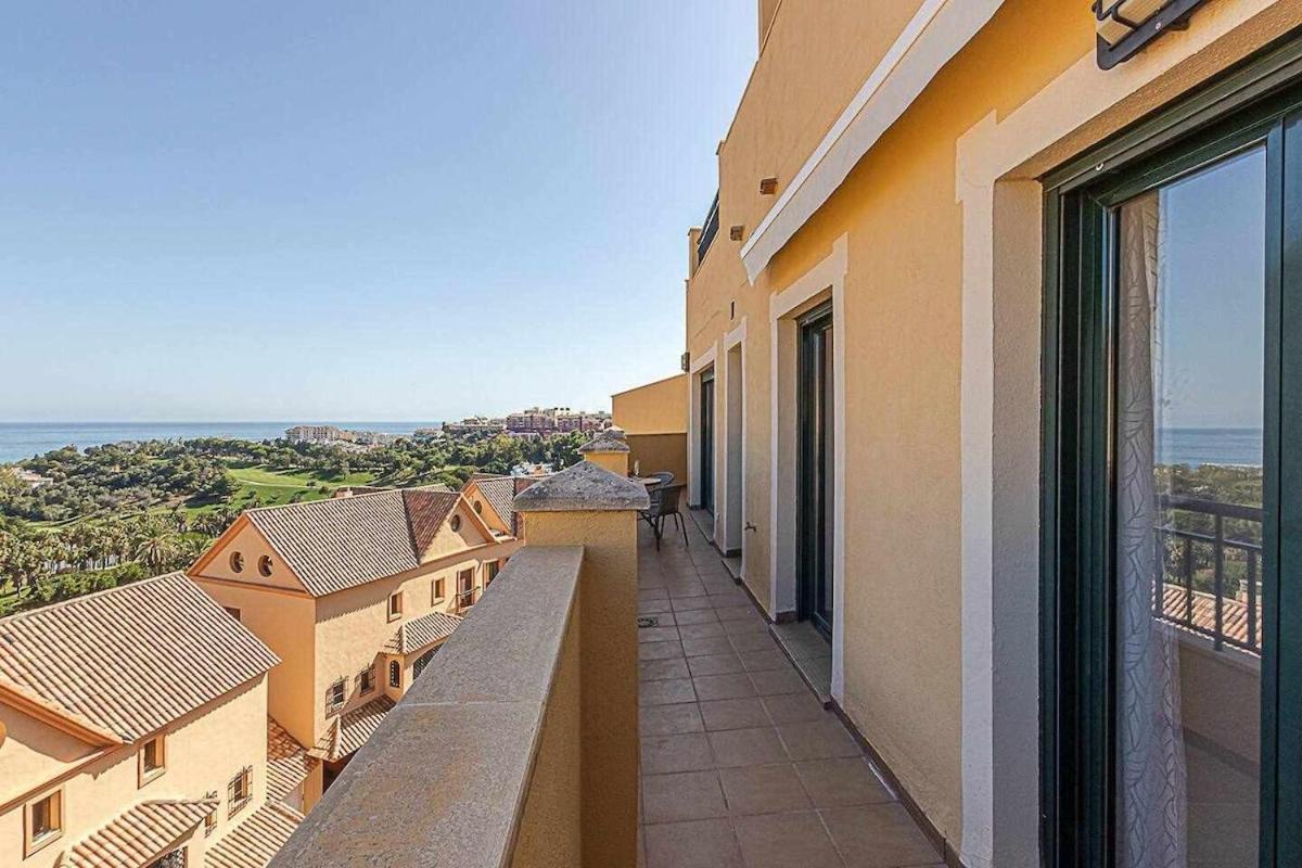 797 Holiday Rentals - Moderno Piso Para 5 Con Hermosas Vistas Benalmádena Exterior foto