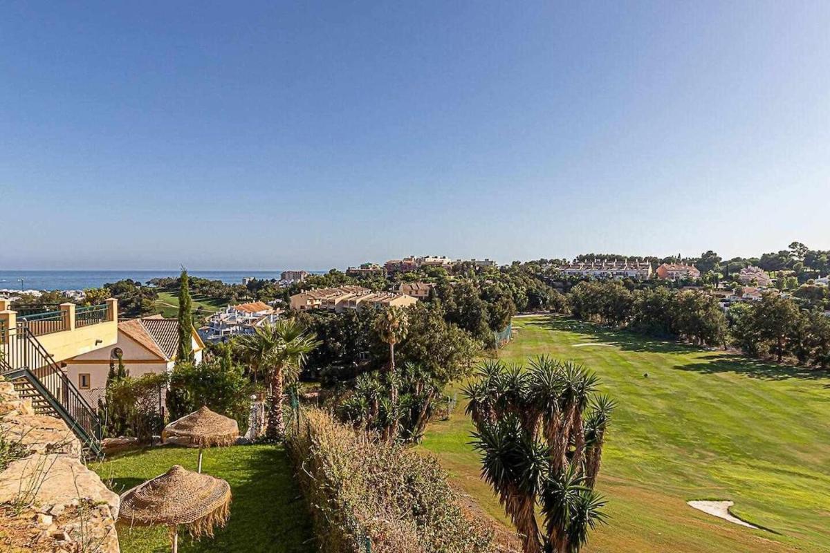 797 Holiday Rentals - Moderno Piso Para 5 Con Hermosas Vistas Benalmádena Exterior foto