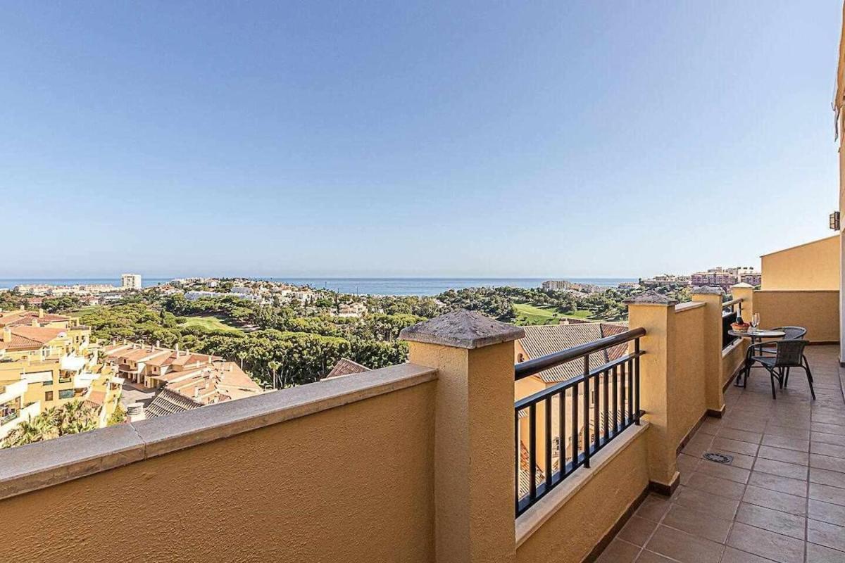 797 Holiday Rentals - Moderno Piso Para 5 Con Hermosas Vistas Benalmádena Exterior foto